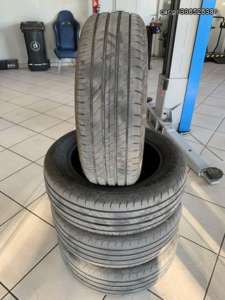 ΜΕΤΑΧΕΙΡΙΣΜΕΝΑ ΕΛΑΣΤΙΚΑ GOODYEAR 215/60/17