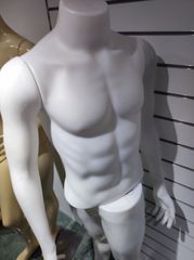 Εξοπλισμός καταστήματος Ράφια, Πάνελ, Παρελκομενα