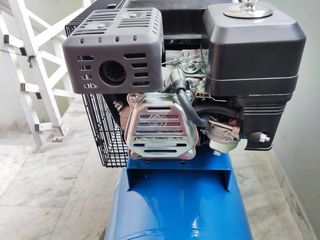 ΠΡΟΣΦΟΡΑ!!Κομπρεσέρ βενζινοκίνητο 7hp HYUNDAI ΜΕ ΕΠΙΤΑΧΥΝΤΗ ΣΤΡΟΦΩΝ και καζανι  100 lit.-thumb-4