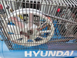 ΠΡΟΣΦΟΡΑ!!Κομπρεσέρ βενζινοκίνητο 7hp HYUNDAI ΜΕ ΕΠΙΤΑΧΥΝΤΗ ΣΤΡΟΦΩΝ και καζανι  100 lit.-thumb-9