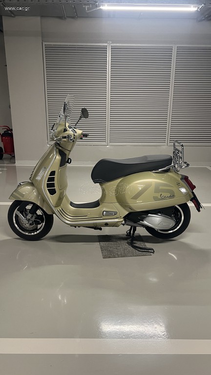 Piaggio GTS 300 2021 75 anniversary