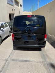 Nissan NV 200 2015-thumb-3