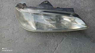 Peugeot 406. 99-05 φανάρι εμπρός δεξί