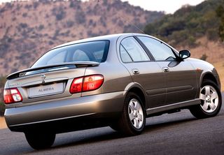 NISSAN ALMERA N16 SEDAN 2000-2006 ΤΡΑΚΑΡΙΣΜΕΝΟ ΕΜΠΡΟΣ