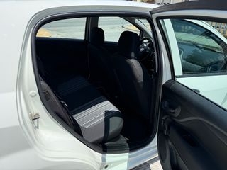 Fiat Punto 2011 1,2 EVO-thumb-11