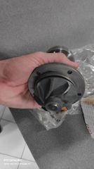 Αντλία νερού για Mercedes W110 και W114. W114 , W115 , T2 επαγγελματικο .