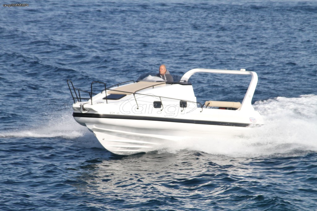 Extreme 2026 7.60 cabin