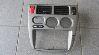 Πρόσοψη κονσόλας με κεντρικούς αεραγωγούς, alarm, A/C από Honda HRV 1999-2005