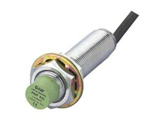 ΕΠΑΓΩΓΙΚΟΙ ΔΙΑΚΟΠΤΕΣ Φ12  4mm NC LM12-3004LB