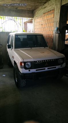 Mitsubishi Pajero '90