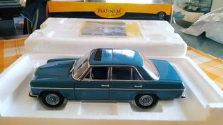 SunStar 1:18 Mercedes 220C-W115 Strich 8 Saloon 1968 PLATINUM Edition