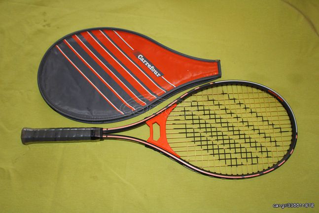 Πωλείται   Γαλλική  ρακέτα  του τένις 