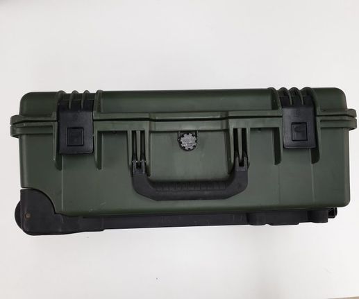 Pelican Storm 2500 με αφρό Solid-thumb-3