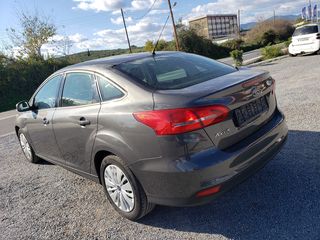 Ford Focus 2015 Με ζημια στο μοτερ-thumb-3