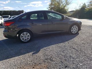 Ford Focus 2015 Με ζημια στο μοτερ-thumb-7