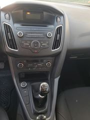 Ford Focus 2015 Με ζημια στο μοτερ-thumb-13