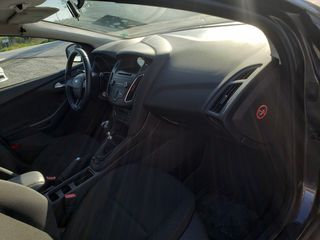 Ford Focus 2015 Με ζημια στο μοτερ-thumb-23