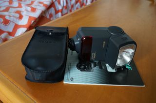 YASHICA 230 AF SLR-thumb-1