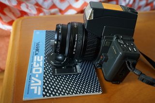 YASHICA 230 AF SLR-thumb-5