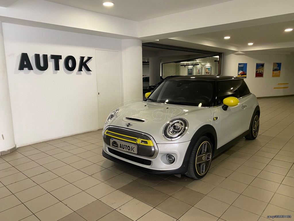Mini Cooper SE 2020 HARMAN KARDON, HEAD UP DISPLAY AUTOK