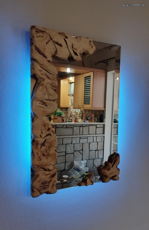 Καθρέπτης τοίχου