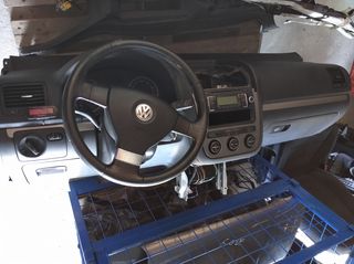 VW Golf 5 Μαζι με σετ Airbags