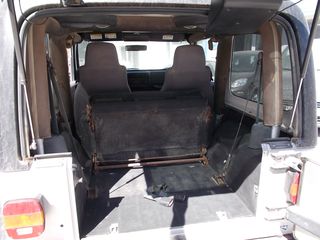 jeep wrangler-thumb-5