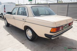 Mercedes-Benz 200 1978 FIVA IDENTITY CARD 039162-thumb-6
