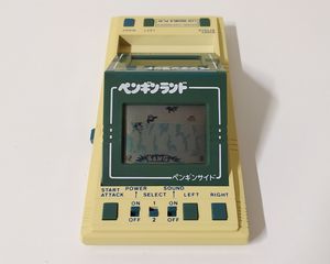 Bandai Electronics LCD Double Play - Penguin Land-thumb-2