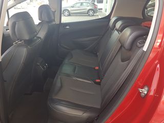 Peugeot 308 2009 GT-thumb-9