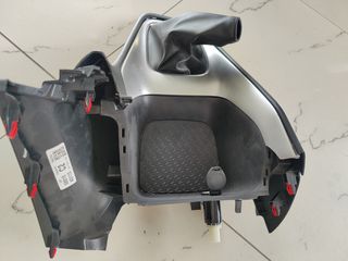 ΚΟΝΣΟΛΑ TOYOTA YARIS 2022-thumb-1