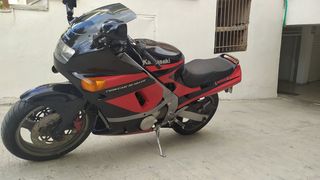 Kawasaki ZZR 600 1991 ιστορικο-thumb-3