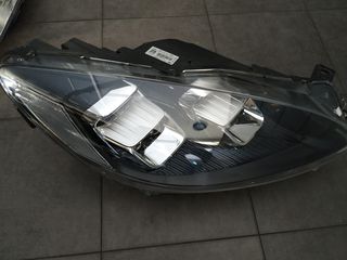 Ford Kuga 2020-2024 φανάρι εμπρός δεξιό LV4B-13E014-FB