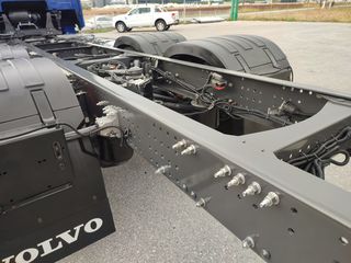 Σασί Volvo 2015 FH500 6x2 - EURO 6-thumb-30