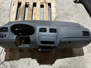 VW POLO 09-14	Ταμπλό 