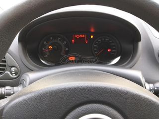 Renault Clio 2006-thumb-3