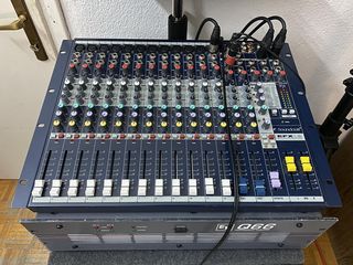 Soundcraft  EFX12