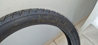 Πωλείται ελαστικό  εμπρός michelin anakee 90/90/21