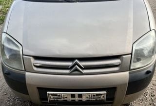 BERLINGO 07' 1.9D ΜΟΤΈΡ ΥΑΛΟΚΑΘΑΡΙΣΤΉΡΩΝ ΙΩΑΝΝΊΔΗΣ