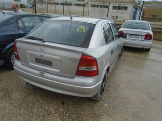 Opel Astra 2001-thumb-1