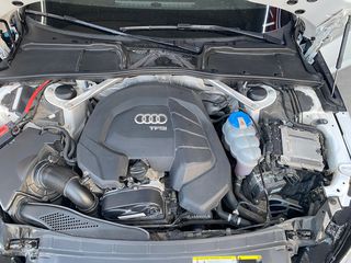 Audi A4 2016-thumb-25