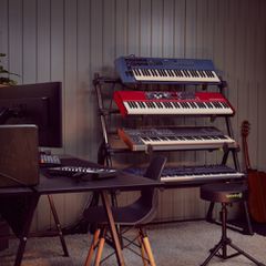 Gravity KS MKS 01 B Multi Keyboard Stand - Gravity-thumb-19