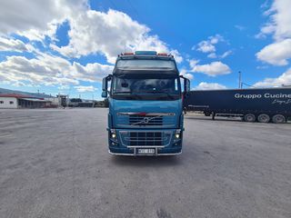 Volvo '11 FH16 700 6x4