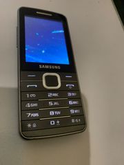 Samsung S5611-thumb-2