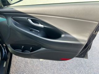 Hyundai i 30 2018 1.4 PASSION AUTOMATIC-thumb-16