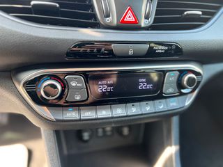 Hyundai i 30 2018 1.4 PASSION AUTOMATIC-thumb-28