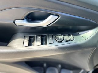 Hyundai i 30 2018 1.4 PASSION AUTOMATIC-thumb-35