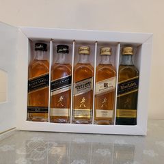 Johnnie Walker "Discover" set. Blue,Gold, 18yo, Double black, black label. 