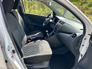 Suzuki Celerio 2019-thumb-14
