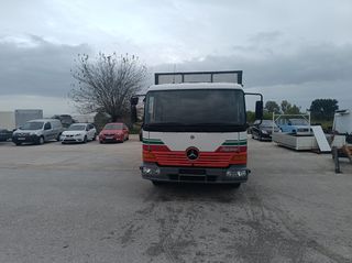 Mercedes-Benz '03 Atego 1018